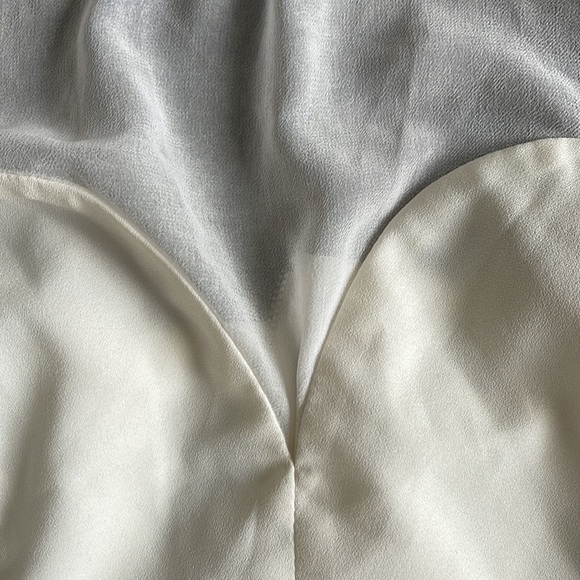 🤍 Halter Top - Picture 2 of 4